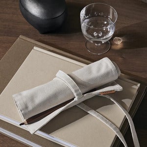 Pennal i økologisk bomull Ally