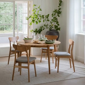 Tyler spisebord Ø120-165 cm eik