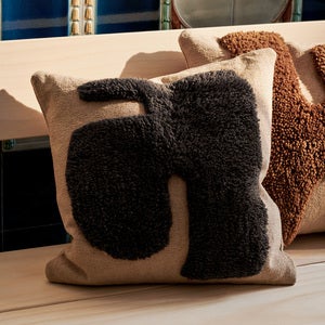 Lay Pute 50x50 Sand/Dark Brown