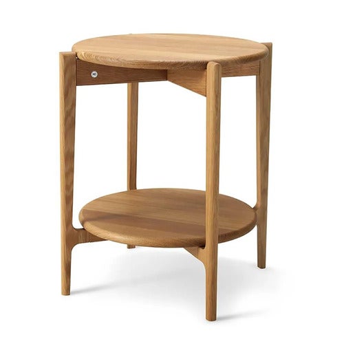 Leia sidebord lakkert eik